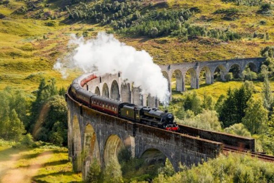 Glenfinnan Viaduct and Mallaig Tour